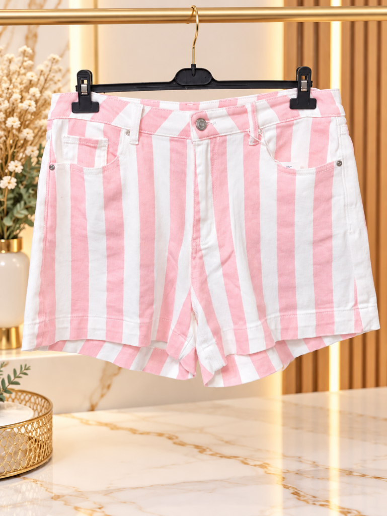 PANTALON CORTO RAYAS